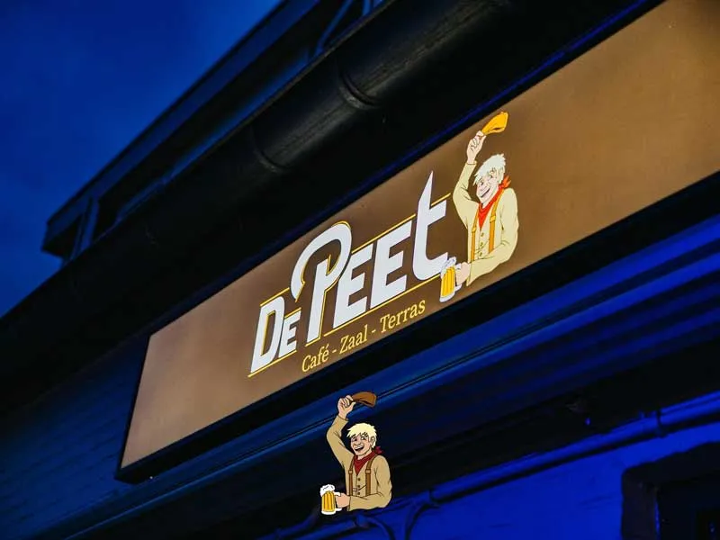 De Peet, foto van de zaak zelf