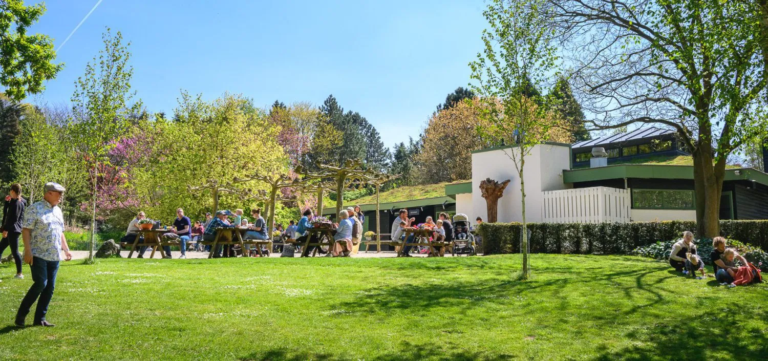 Bergpaviljoen, foto van de zaak zelf