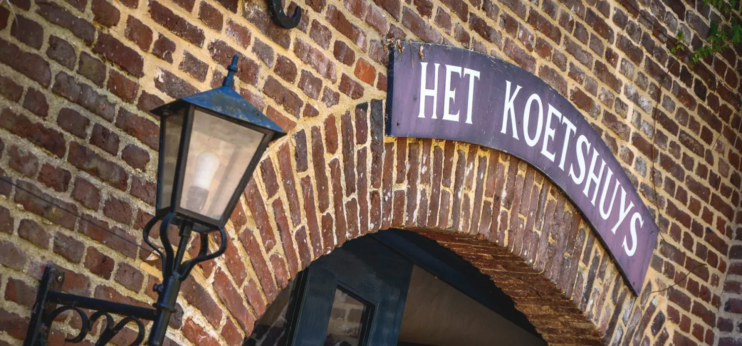 Het Koetshuys, foto van de zaak zelf