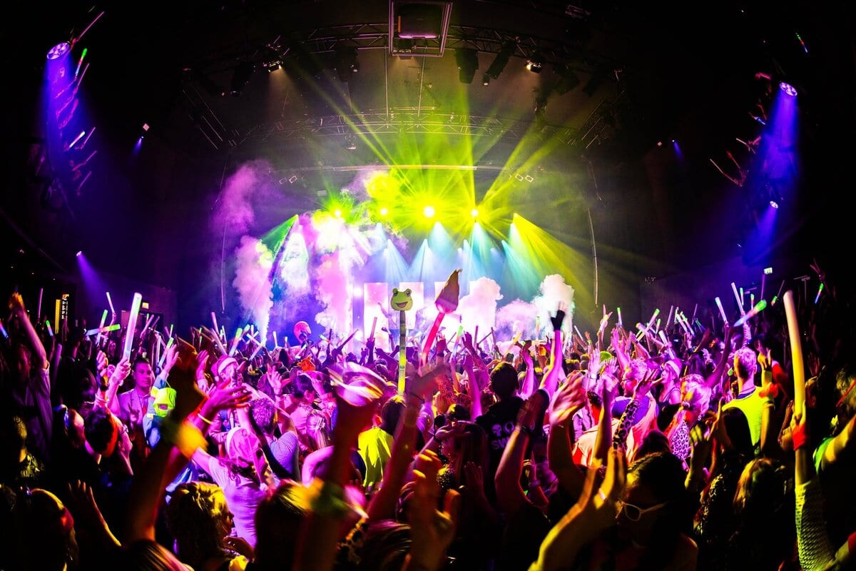 Foute Feestje met Qmusic The Party FOUT!, beeld van de organisator