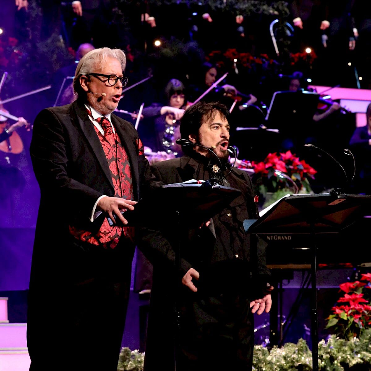 Kerstconcert, beeld van de organisator
